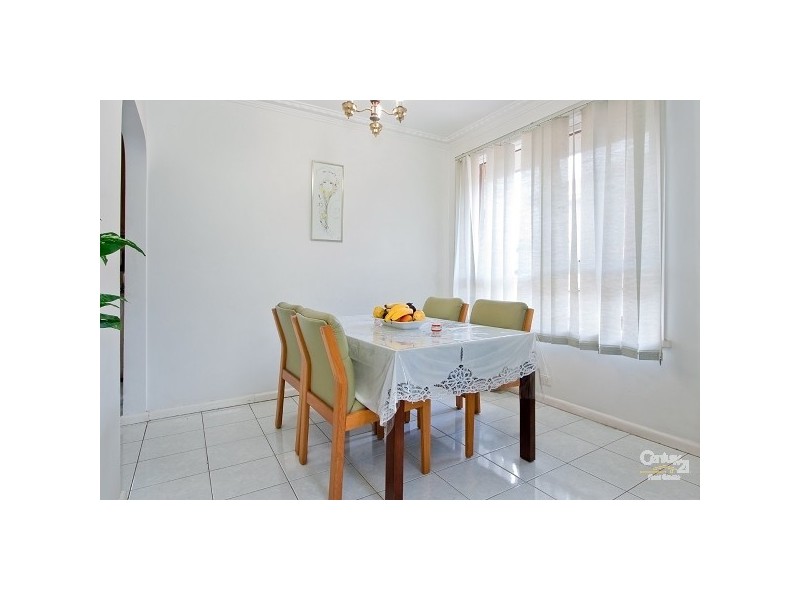 35 Fairland Avenue, Oakleigh East VIC 3166