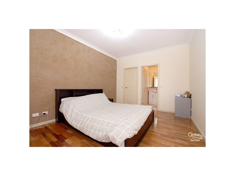 2/10 Second Street, Clayton South VIC 3169