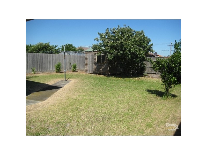 5 Dalbeattie Drive, Clarinda VIC 3169
