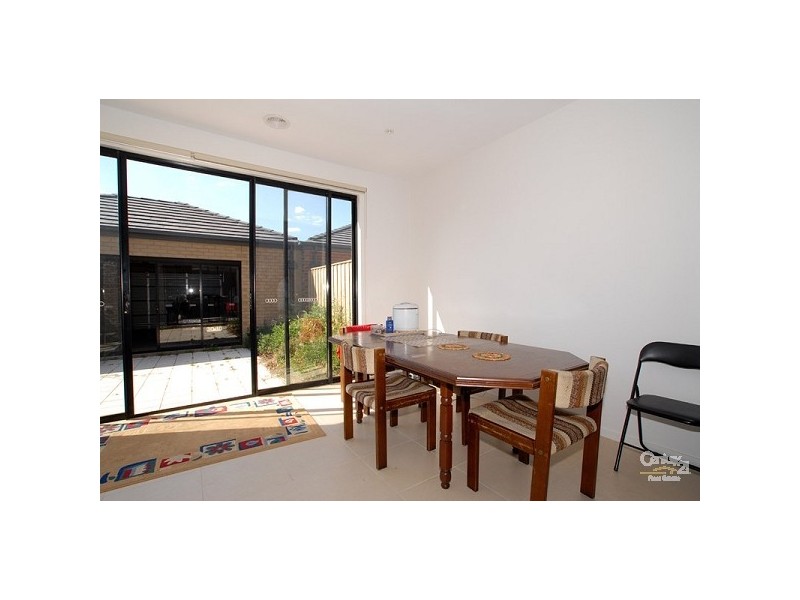 87 Rosebank Avenue, Clayton South VIC 3169