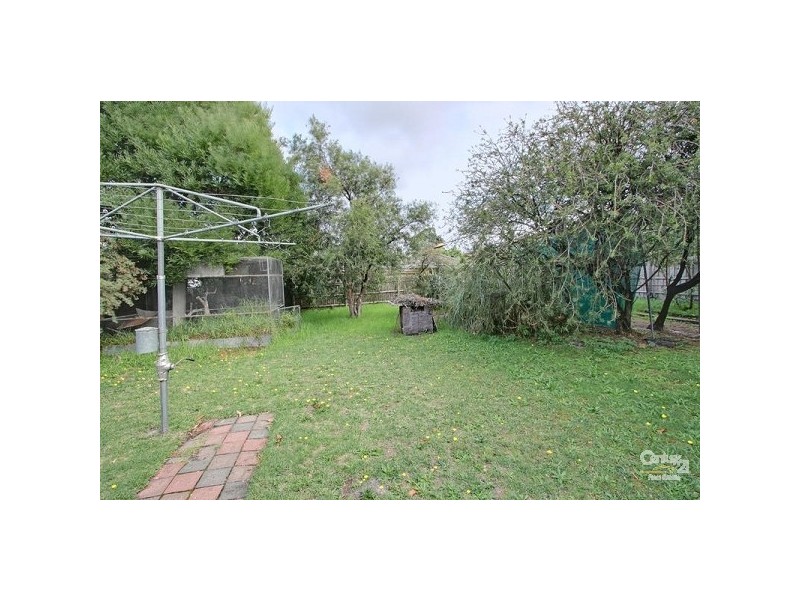 27 Eulinga Road, Clarinda VIC 3169