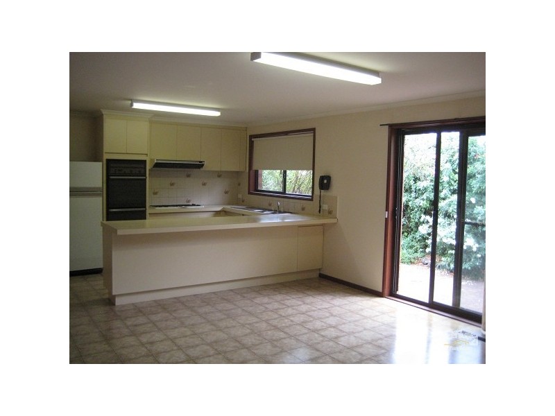 50 Hunt Crescent, Clarinda VIC 3169