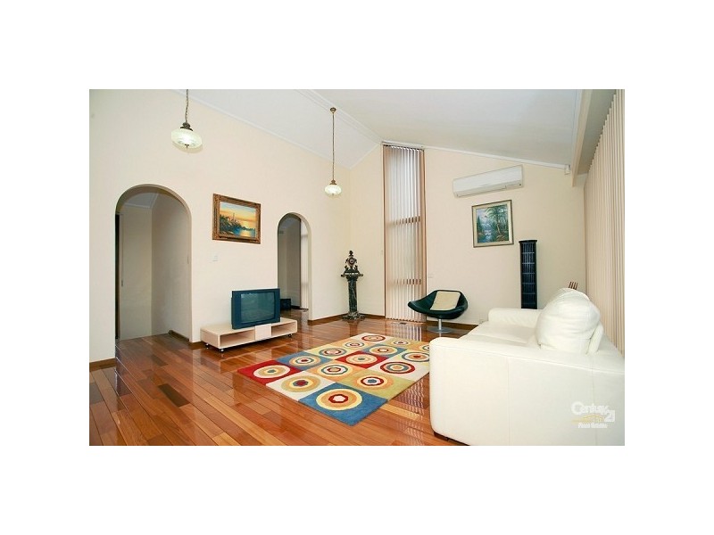 1 Garnett Road, Wheelers Hill VIC 3150