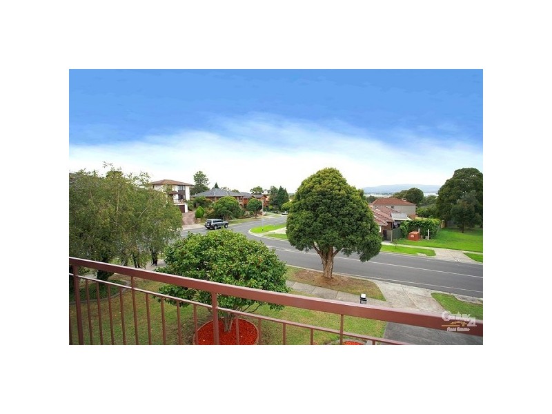 1 Garnett Road, Wheelers Hill VIC 3150