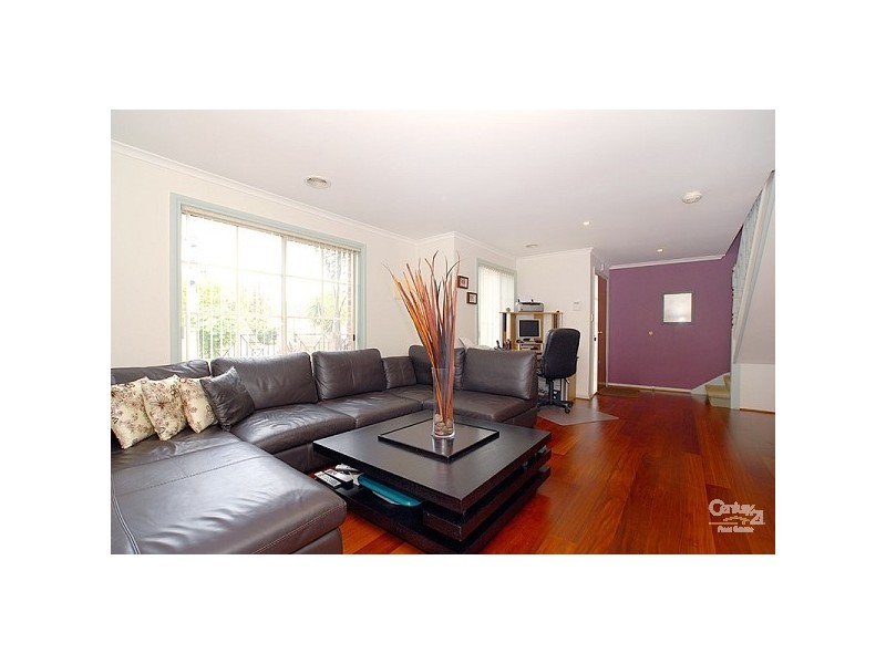 1/27 Robinson Street, Clayton VIC 3168