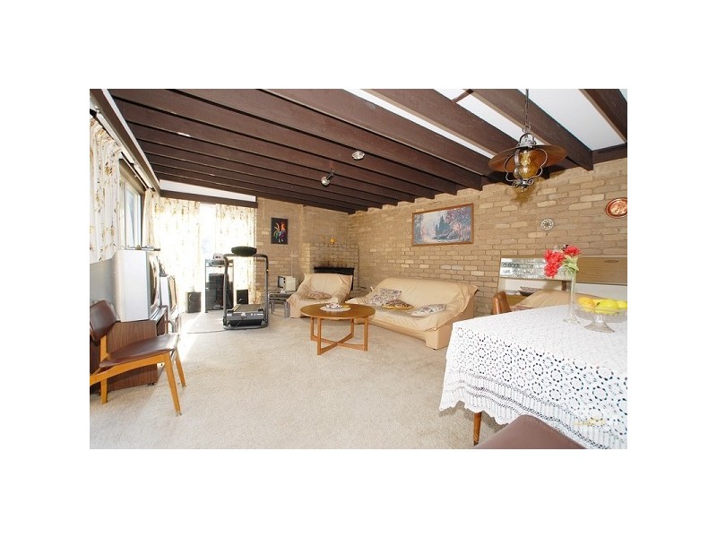 65 Hanleth Avenue, Springvale VIC 3171