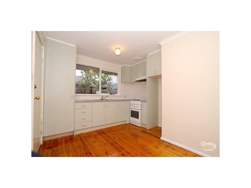 3/2 Burns Avenue, Clayton South VIC 3169