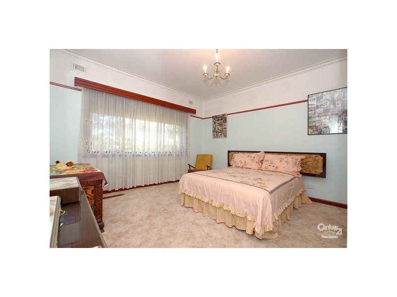 22 Cromwell Street, Burwood VIC 3125