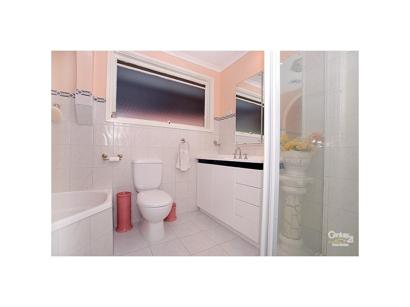 30 Bemboka Avenue, Clayton South VIC 3169