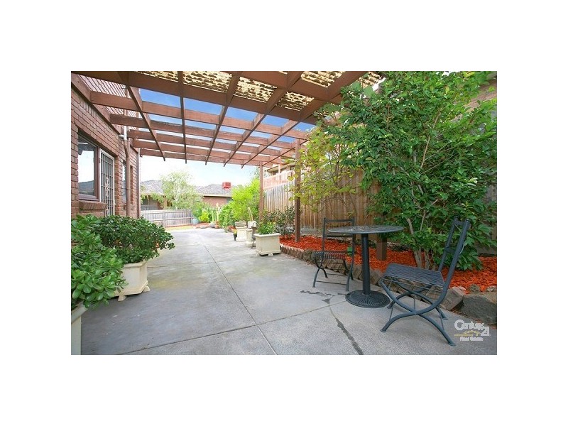 1 Garnett Road, Wheelers Hill VIC 3150