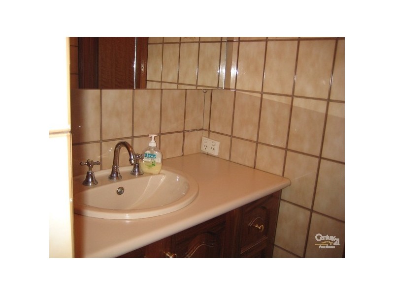 8 Jassa Street, Bentleigh East VIC 3165