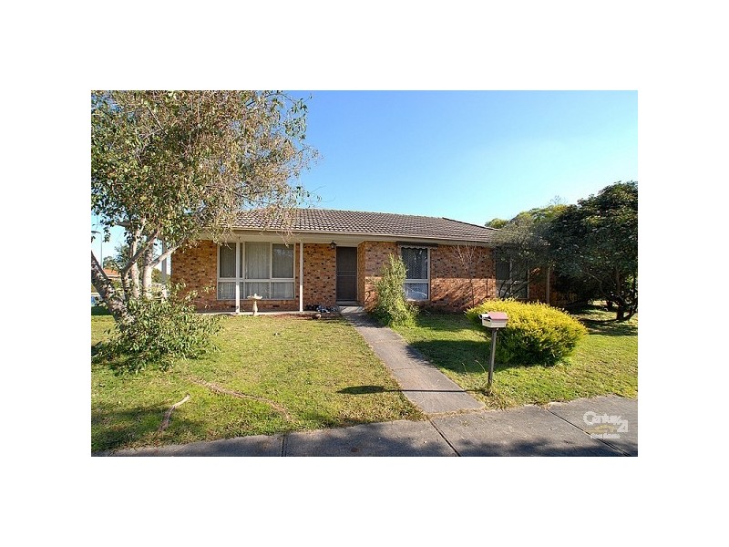 15 Garryowen Cresent, Narre Warren VIC 3805