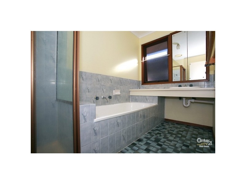 4 Bunney Road, Oakleigh South VIC 3167