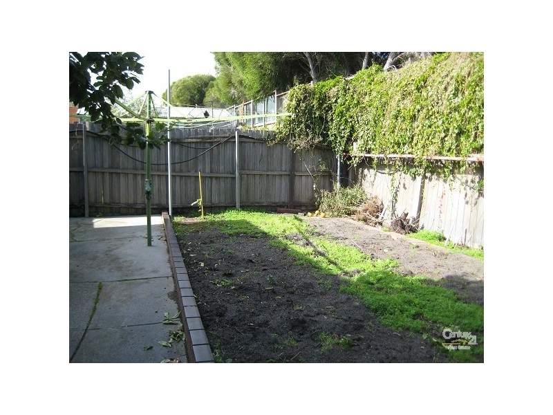 18 Cleary Court, Clayton VIC 3168