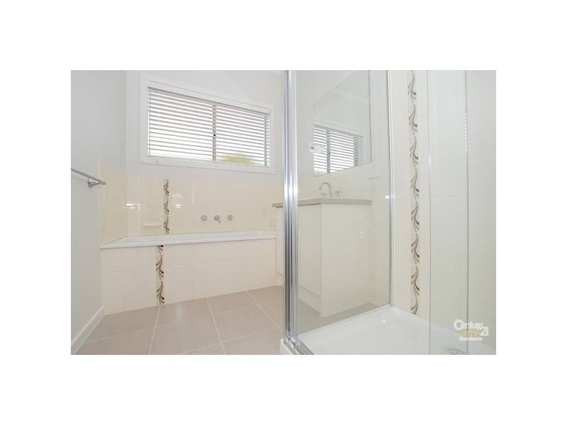 2/21 Calista Avenue, Oakleigh East VIC 3166