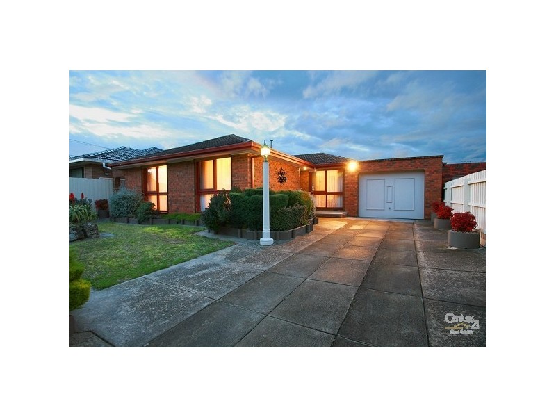 15 Moresby Street, Oakleigh South VIC 3167