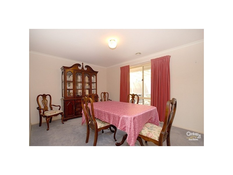 4 Redpath Close, Oakleigh South VIC 3167