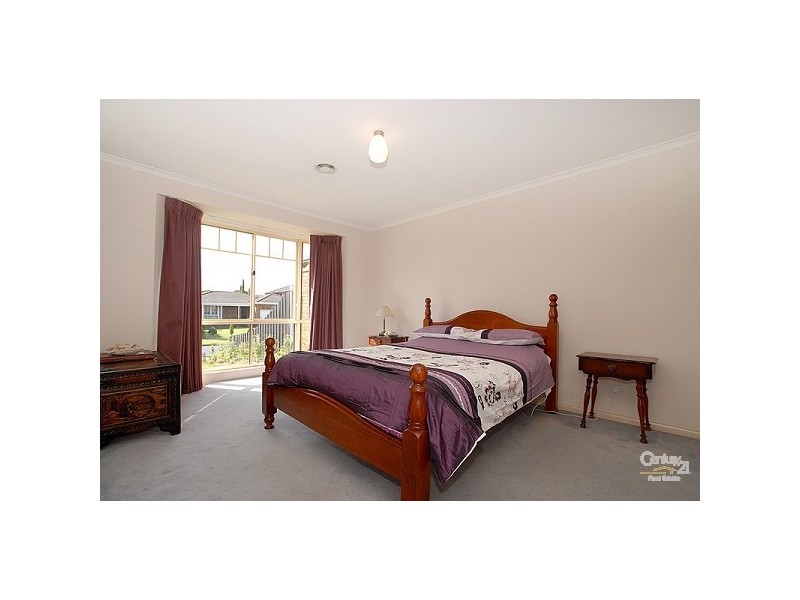 4 Redpath Close, Oakleigh South VIC 3167