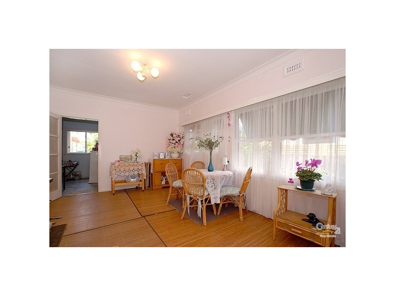 28 Strelden Avenue, Oakleigh East VIC 3166