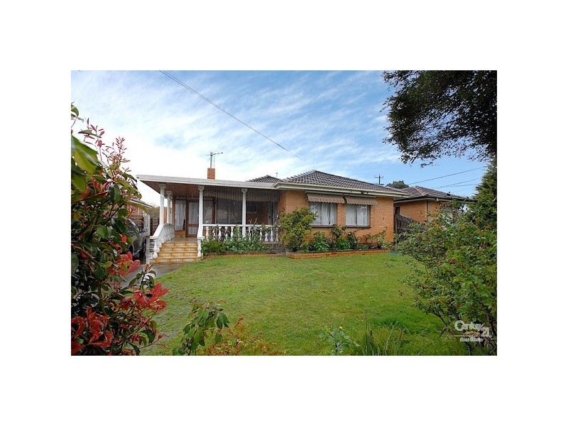 4 Glencannon Crescent, Clayton South VIC 3169