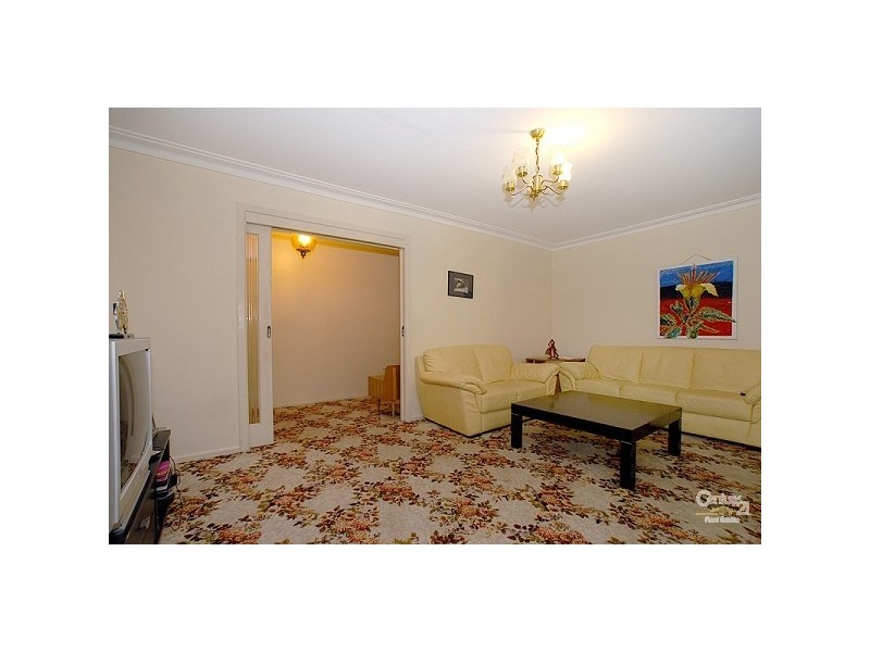 4 Glencannon Crescent, Clayton South VIC 3169