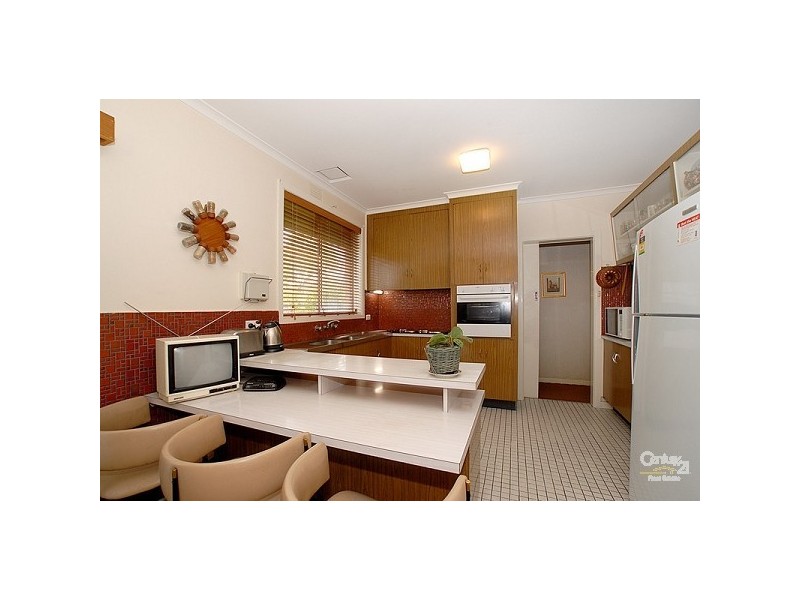 15 Royena Road, Moorabbin VIC 3189
