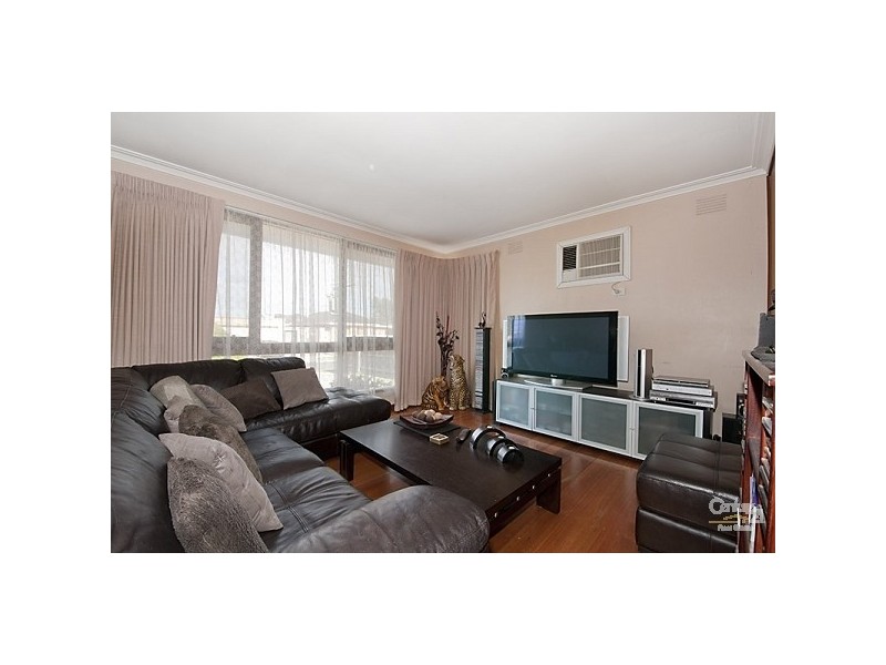 16 Meppel Drive, Clayton South VIC 3169