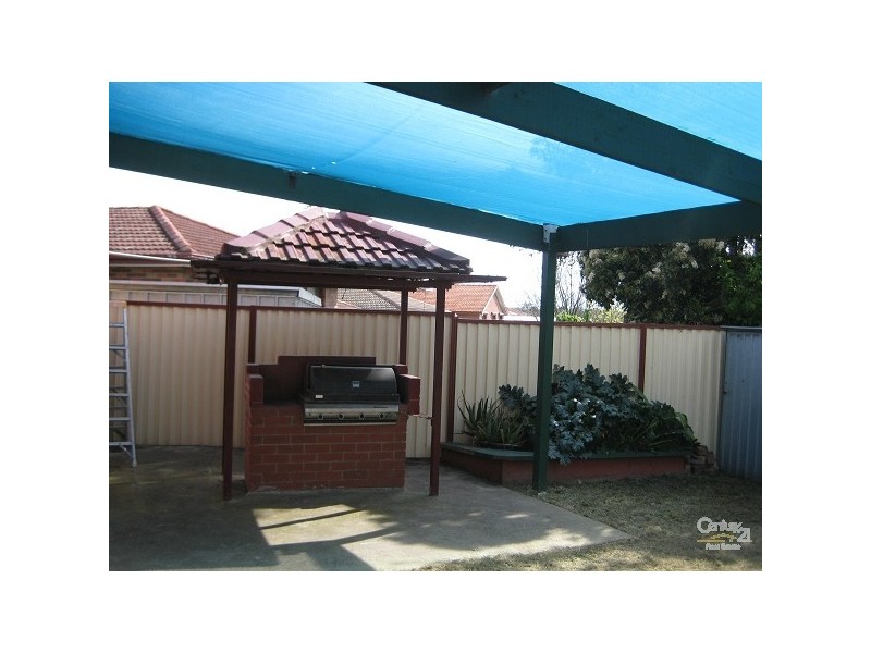 13 Springvalley Drive, Clayton South VIC 3169