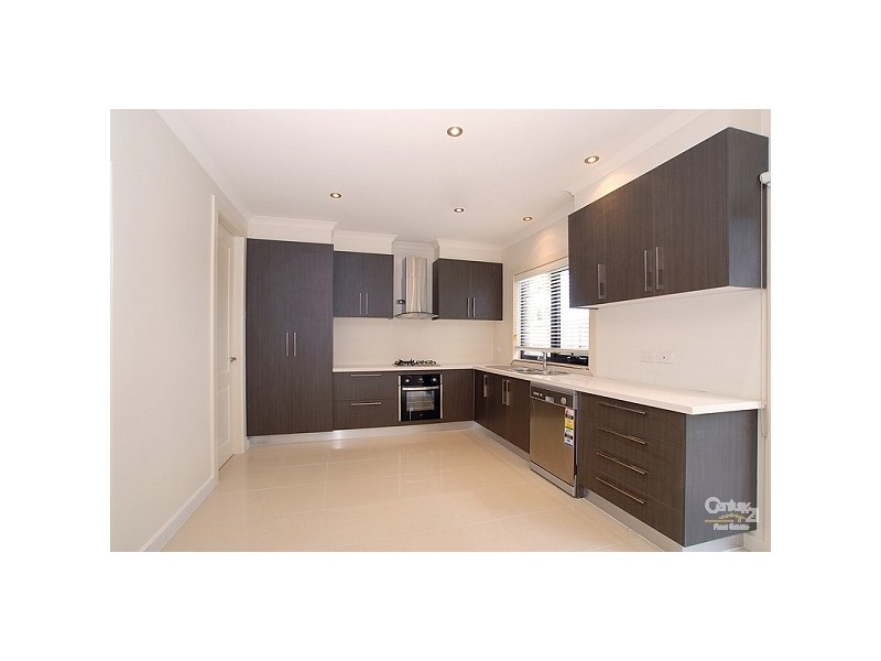 2/14 Prince Charles Street, Clayton VIC 3168
