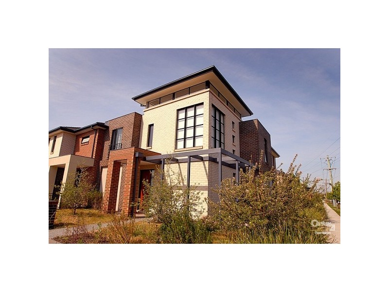 2 Evergreen Boulevard, Clayton South VIC 3169