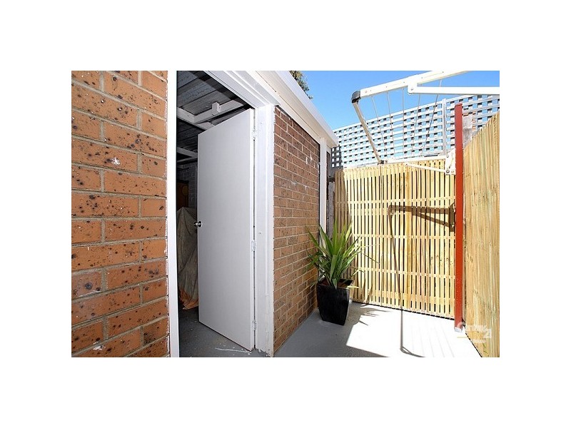 Unit 1 / 13 Browning Avenue, Clayton South VIC 3169