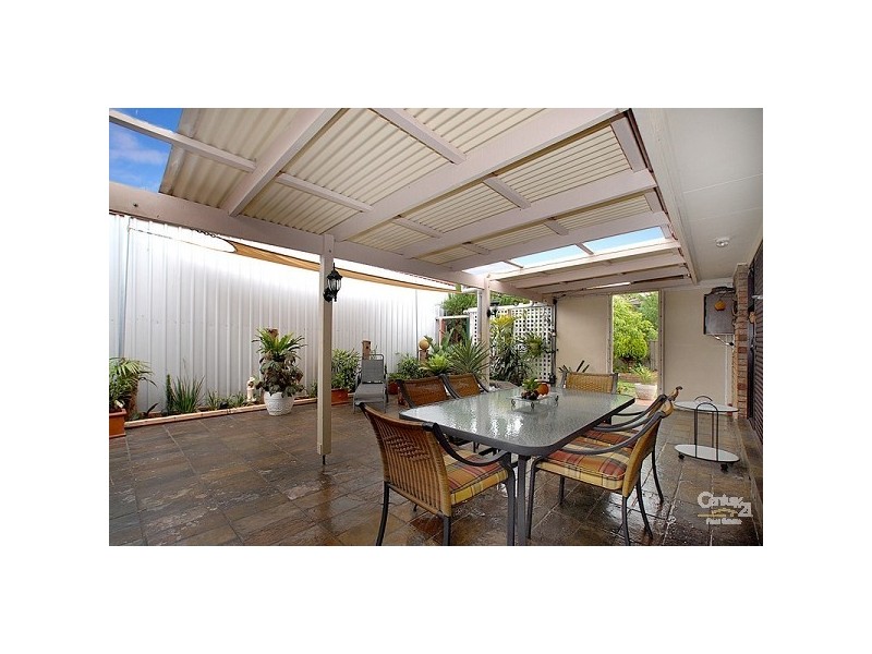 21 Sandalwood Drive, Oakleigh South VIC 3167