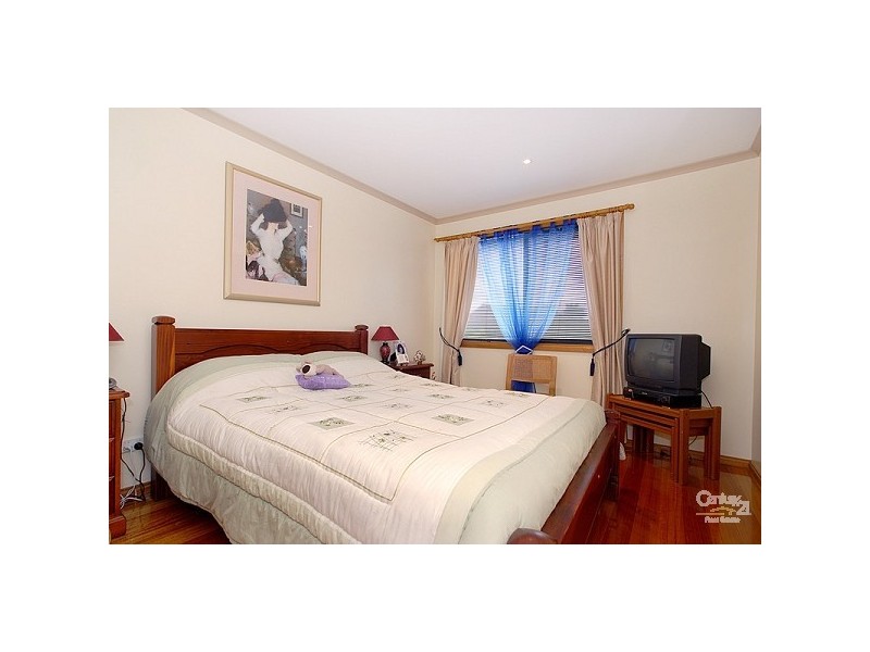 21 Sandalwood Drive, Oakleigh South VIC 3167