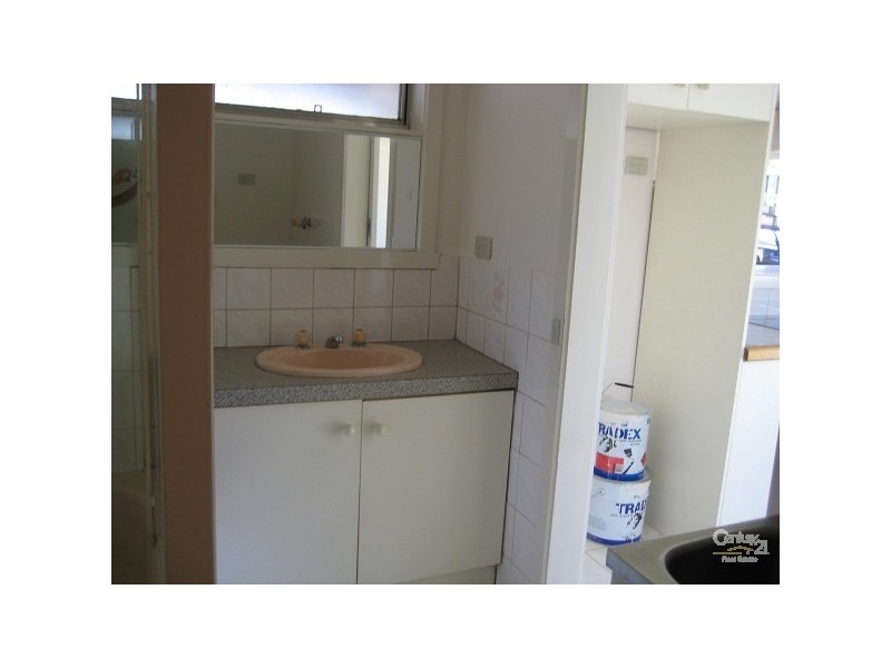 1/35 Colonel Street, Clayton VIC 3168