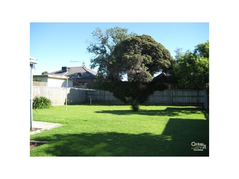 31 Fairbank Road, Bentleigh VIC 3204