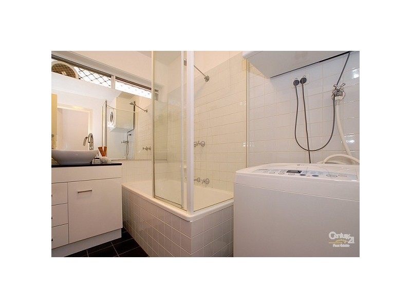 3/5 Burns Avenue, Clayton South VIC 3169