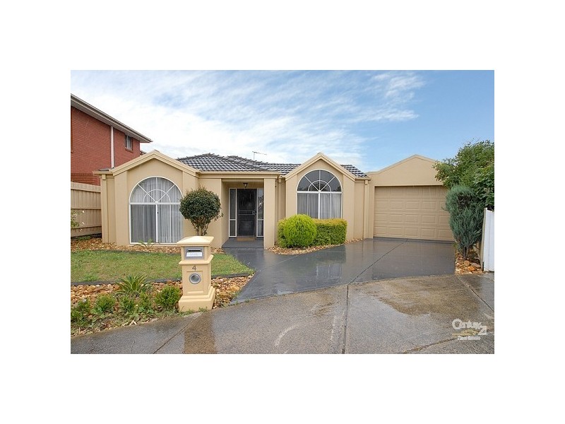 4 Angus Court, Oakleigh South VIC 3167