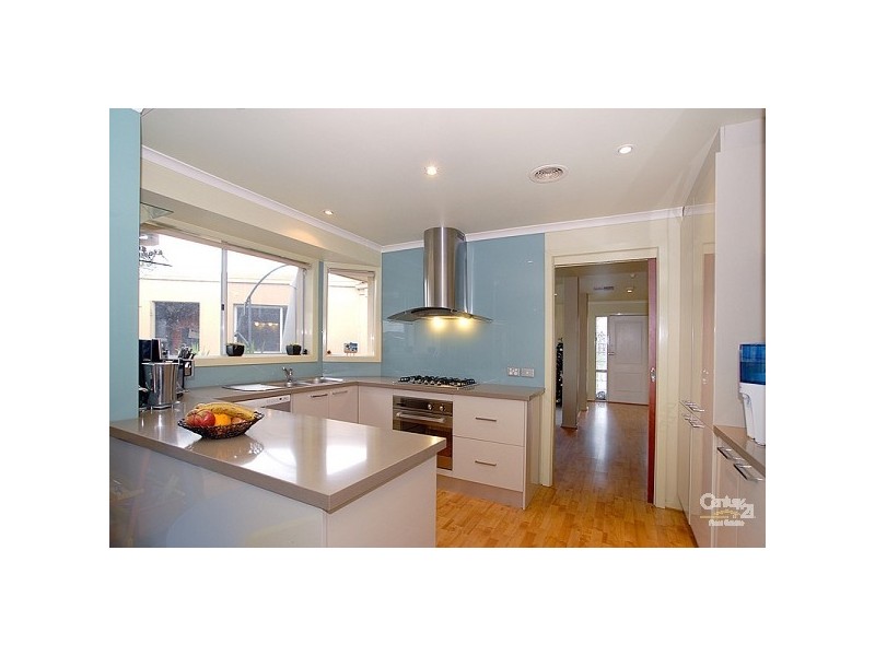 4 Angus Court, Oakleigh South VIC 3167