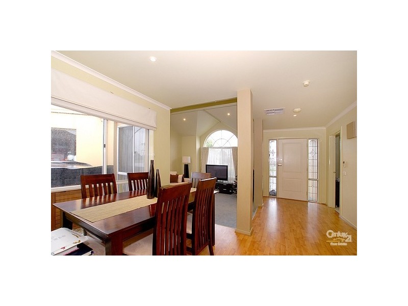 4 Angus Court, Oakleigh South VIC 3167