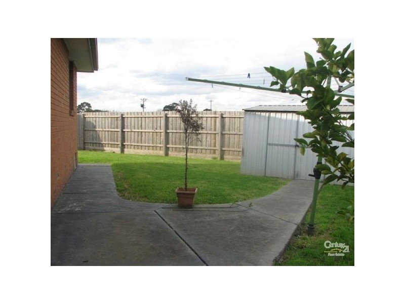73 Hunt Crescent, Clarinda VIC 3169