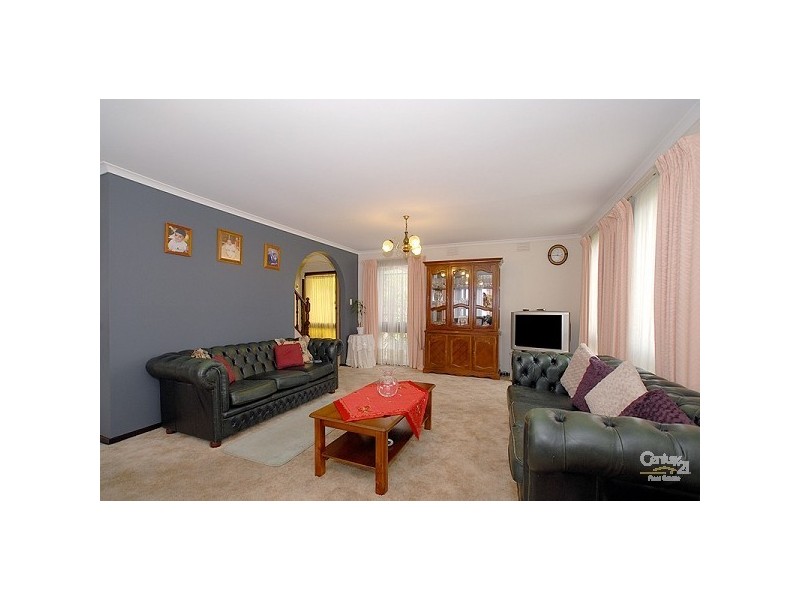 9 Carbine Avenue, Clarinda VIC 3169