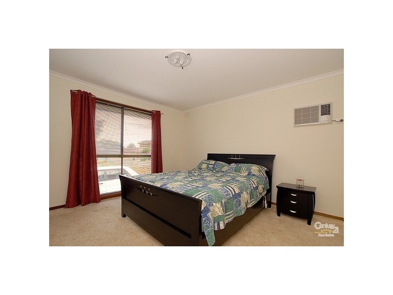 31 Hunt Crescent, Clarinda VIC 3169