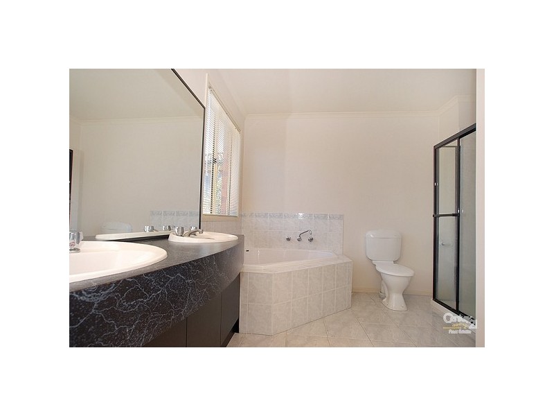 7 McCormick Court, Oakleigh South VIC 3167