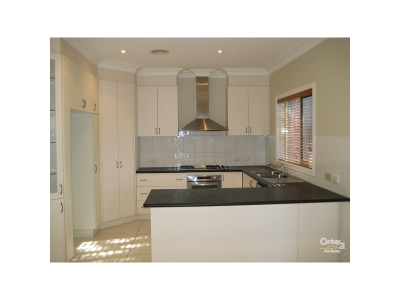 2/13 Wild Cherry Road, Ormond VIC 3204