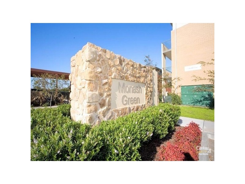 16/2 Monash Green Drive, Clayton VIC 3168