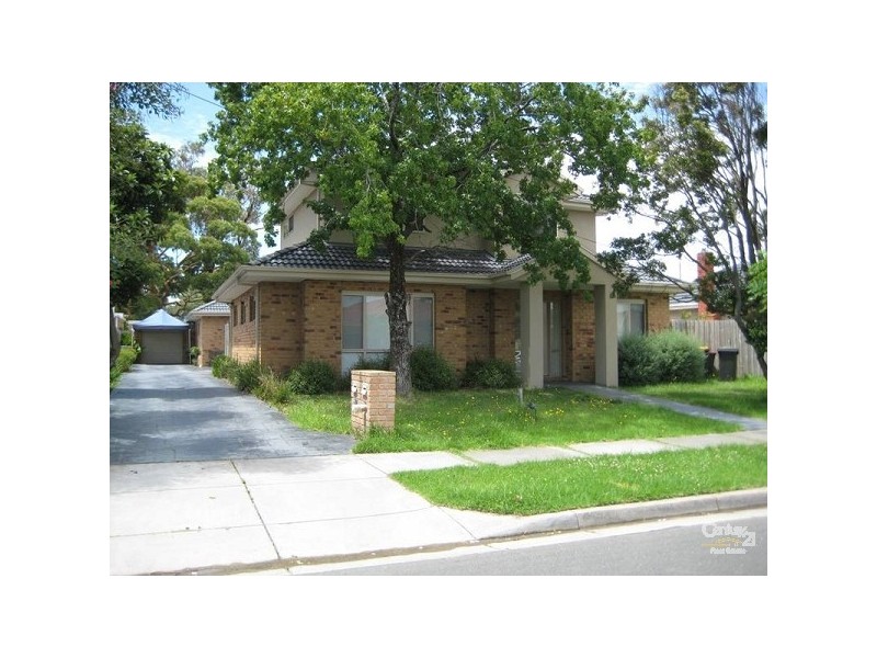 1/2 Prince Charles Street, Clayton VIC 3168