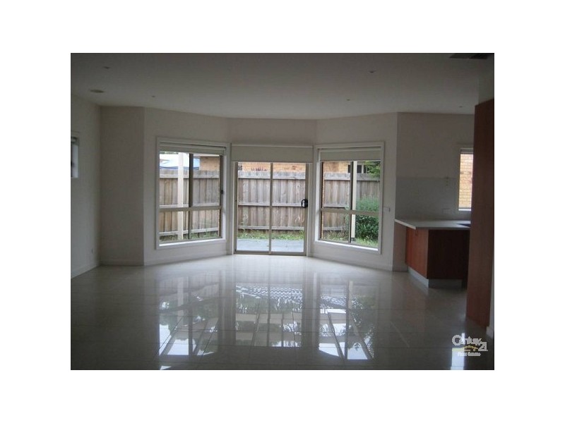 1/2 Prince Charles Street, Clayton VIC 3168