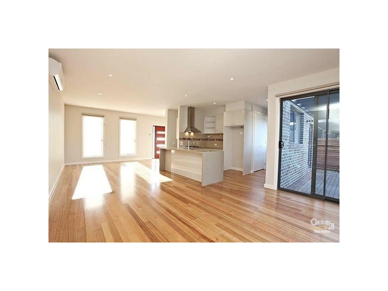 2/50 Valley Street, Clayton VIC 3168