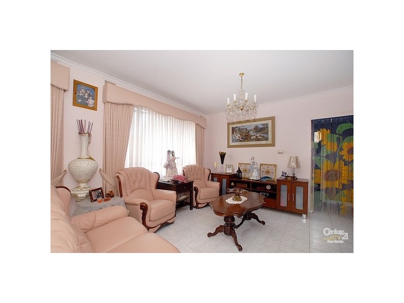 61 Scotsburn Avenue, Oakleigh South VIC 3167