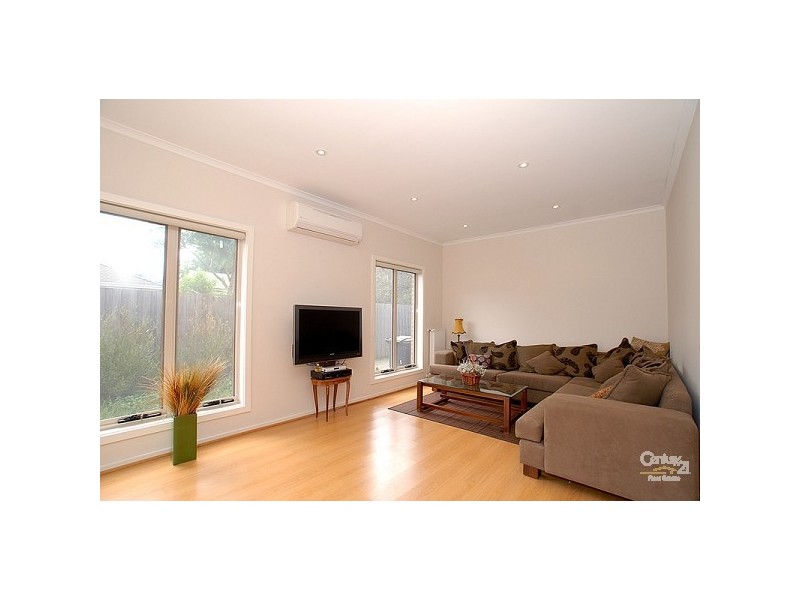 2/1073 Centre Road, Oakleigh South VIC 3167